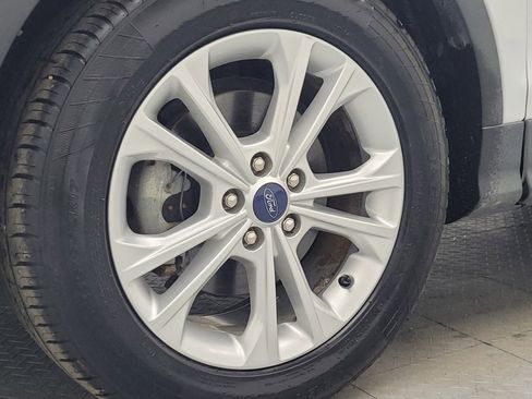 Used 2018 Ford Escape SE image 31