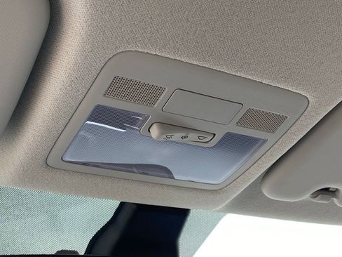 New 2026 Hyundai Venue SEL FWD image 21