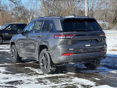 New 2026 Jeep Grand Cherokee Limited AWD/4WD image 13