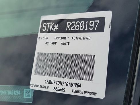 Used 2026 Ford Explorer Active RWD image 30