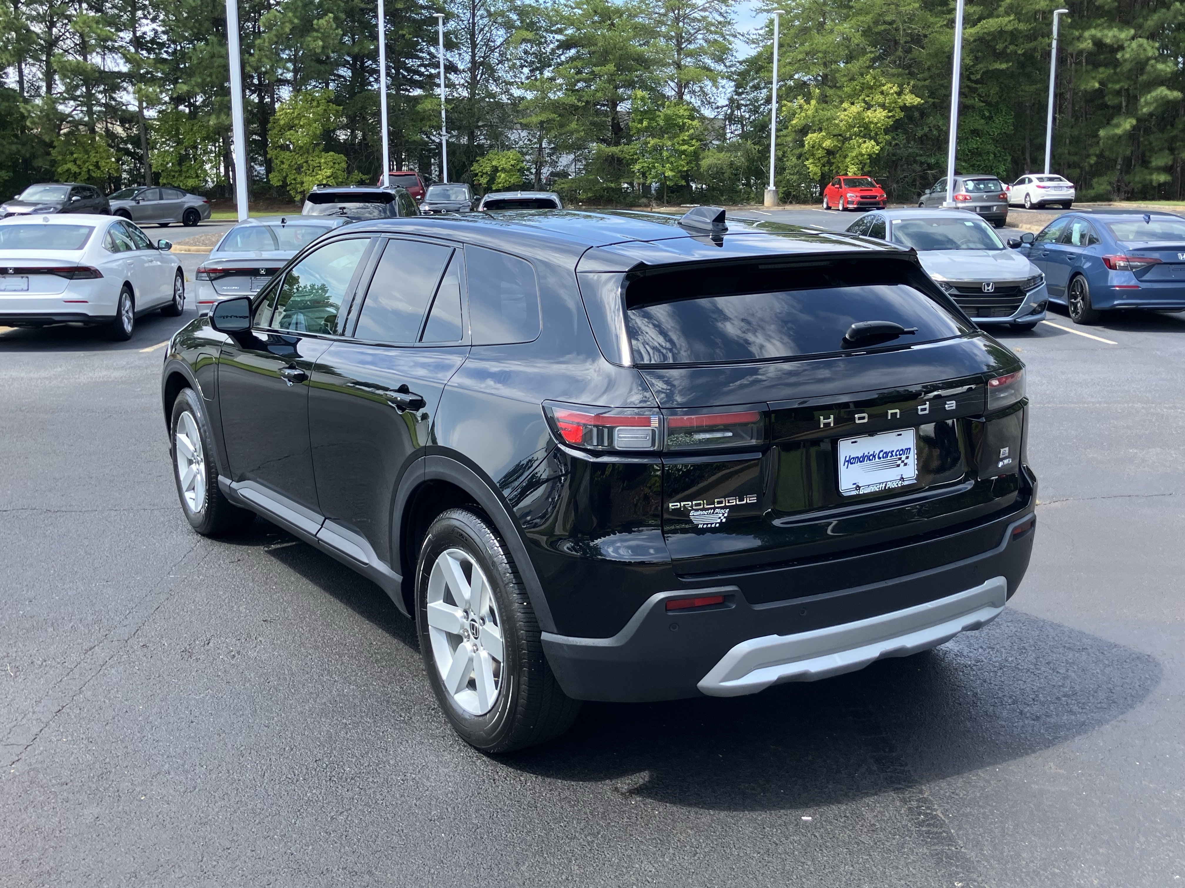 Used 2024 Honda Prologue EX image 8