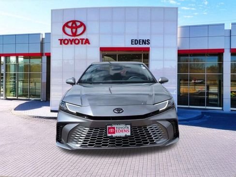 Used 2026 Toyota Camry XSE AWD/4WD image 8