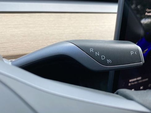 Used 2022 Tesla Model 3 image 14