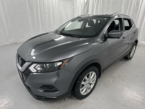 Used 2021 Nissan Rogue Sport SV w/ Technology Package image 7