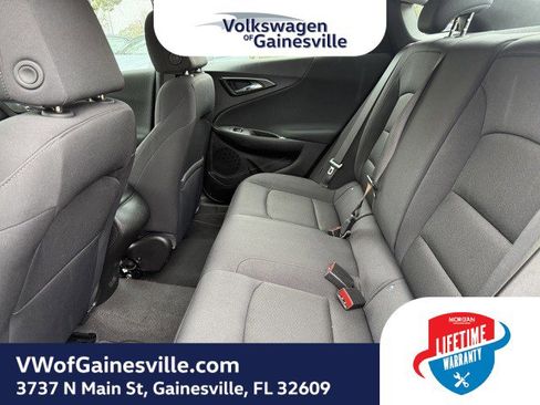 Used 2025 Chevrolet Malibu LS image 11