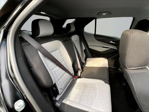 Used 2022 Chevrolet Equinox LS w/ LS Convenience Package AWD/4WD image 23