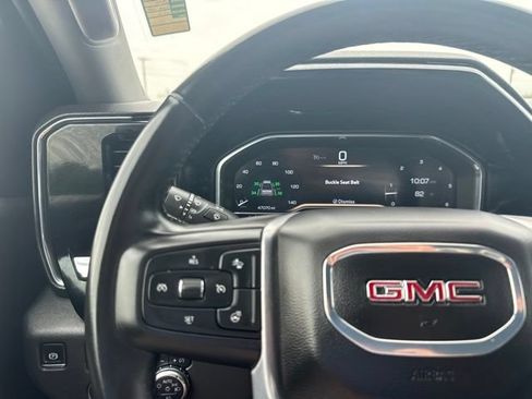 Used 2025 GMC Sierra 1500 SLT RWD image 15
