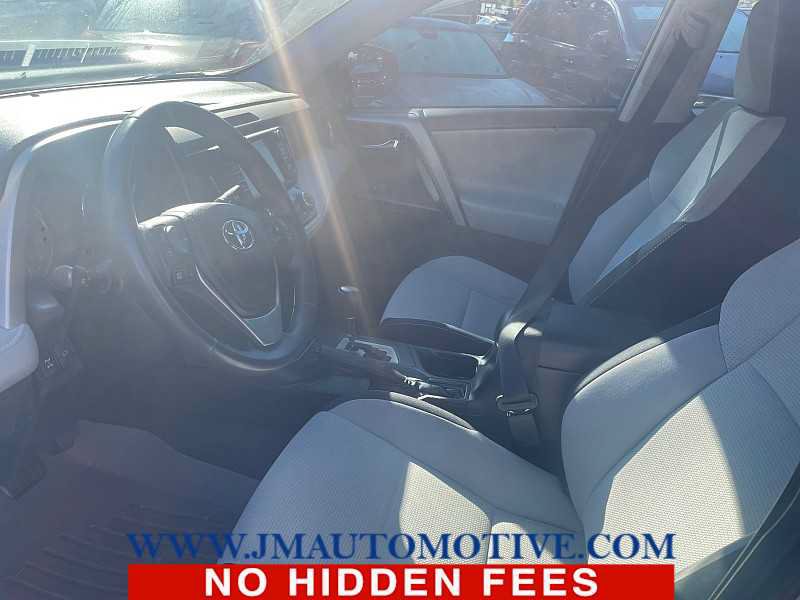Used 2016 Toyota RAV4 XLE w/ Protection Package AWD/4WD image 2