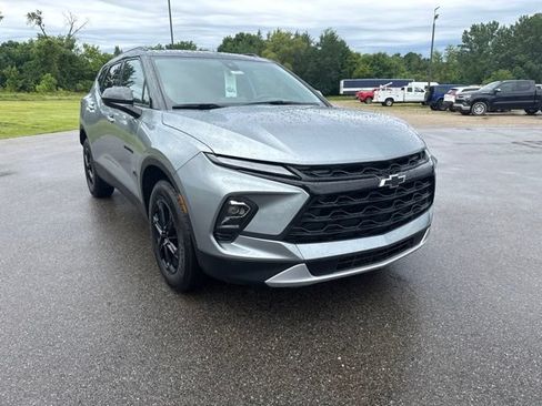New 2026 Chevrolet Blazer LT w/ Midnight/Sport Edition AWD/4WD image 7
