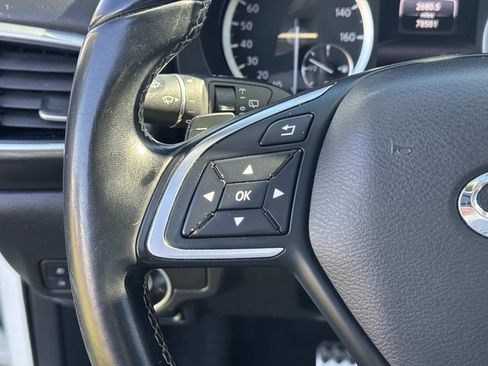 Used 2018 INFINITI QX30 Sport w/ Cargo Package FWD image 23