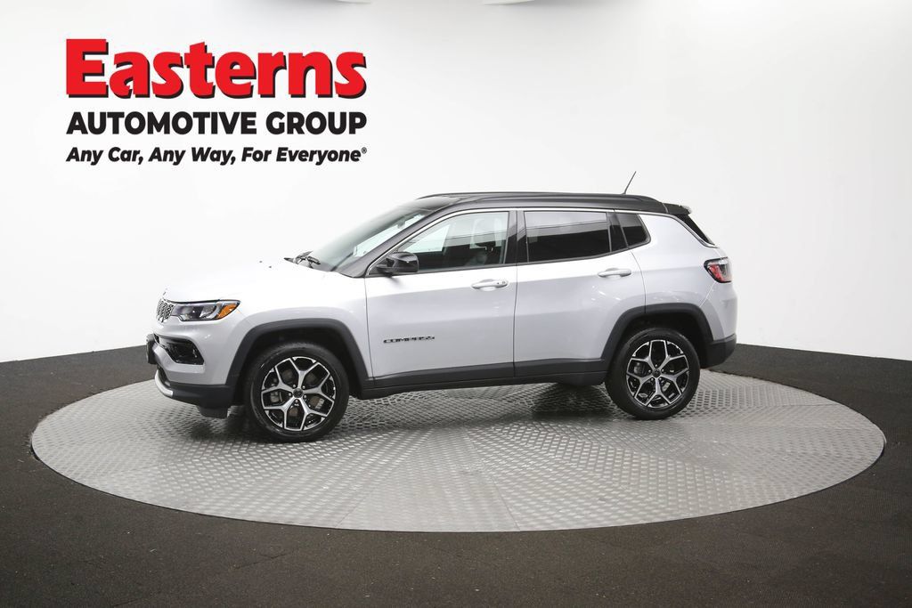 Used 2025 Jeep Compass Limited AWD/4WD image 58