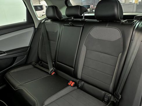 Certified 2023 Volkswagen Taos SE w/ Panoramic Sunroof Package AWD/4WD image 14