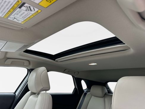 Used 2024 MAZDA CX-30 AWD 2.5 S w/ Preferred Package image 16