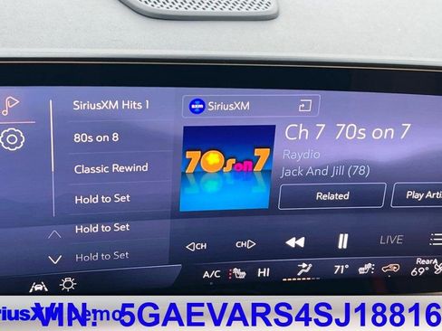 Used 2025 Buick Enclave Preferred image 26