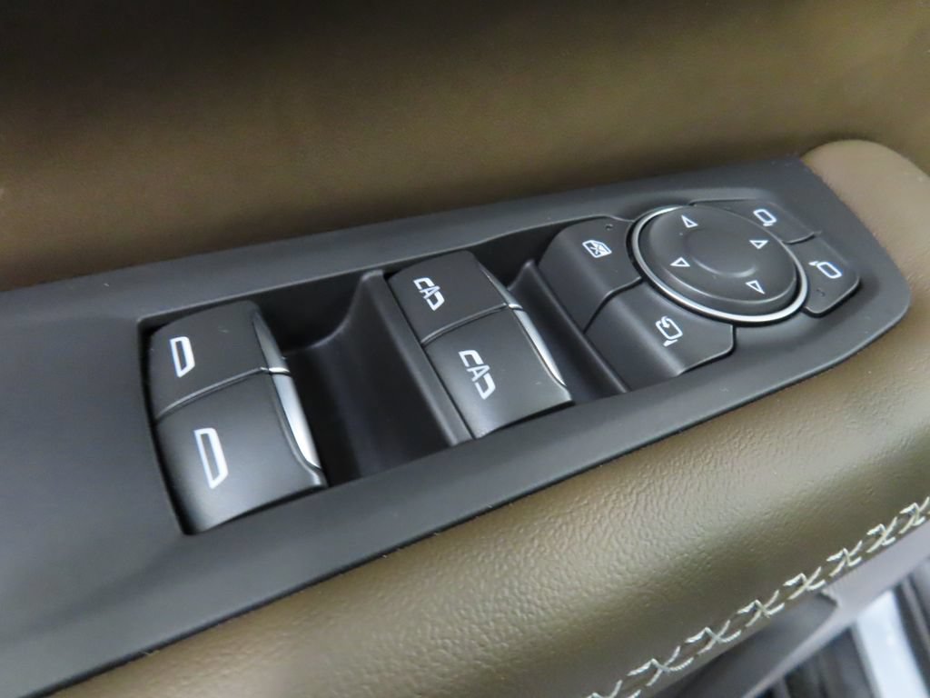Used 2025 GMC Yukon XL Denali Ultimate AWD/4WD image 75