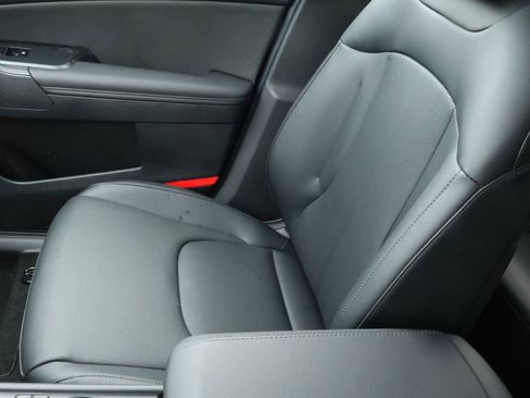 New 2026 Kia Sportage EX image 22