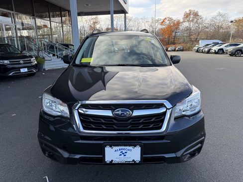 Used 2018 Subaru Forester 2.5i w/ Alloy Wheel Package image 10