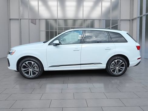 Used 2025 Audi Q7 2.0T Premium w/ Convenience Plus Package AWD/4WD image 5