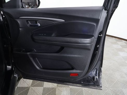 Used 2023 Honda Ridgeline Sport image 18