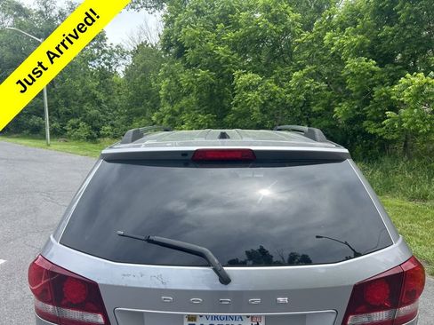 Used 2018 Dodge Journey Crossroad AWD/4WD image 4
