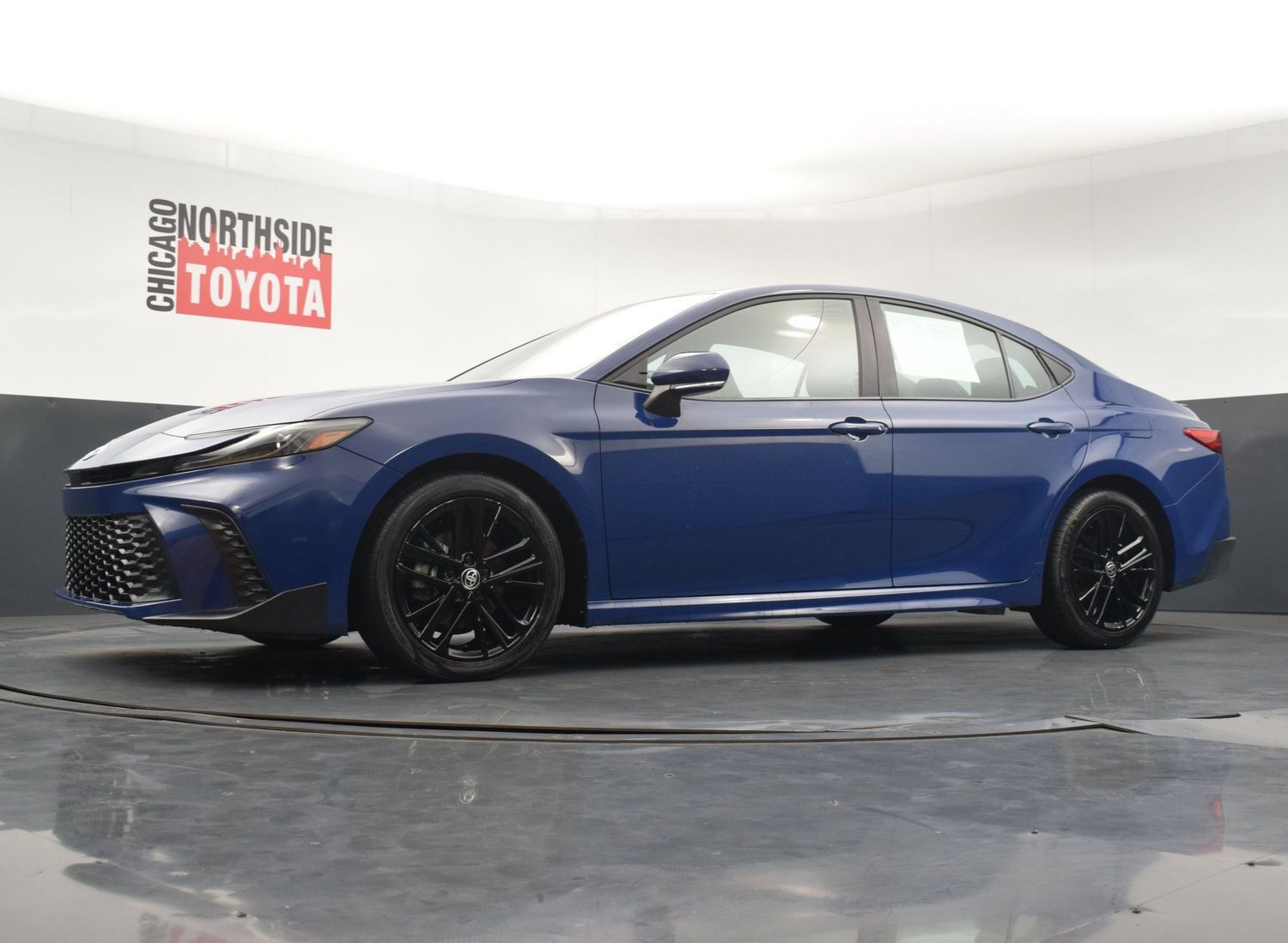 Used 2025 Toyota Camry SE FWD image 25