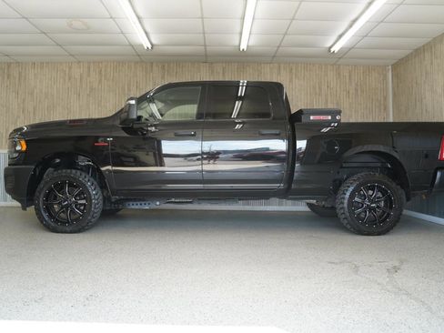 Used 2024 RAM 3500 Tradesman w/ Snow Chief Group image 5