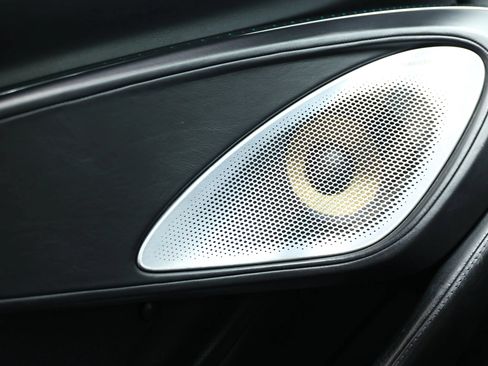 Used 2021 McLaren GT RWD image 88