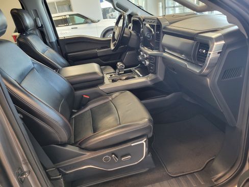 Used 2021 Ford F150 Lariat w/ Max Trailer Tow Package image 15