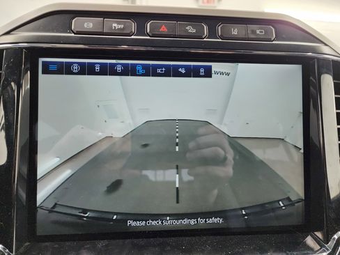 Used 2022 Ford F250 Lariat w/ Tremor Off-Road Package image 15