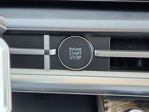 New 2026 Hyundai Santa Fe SE image 19