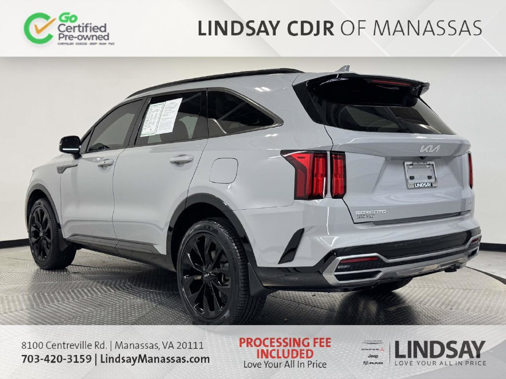 Used 2023 Kia Sorento SX AWD/4WD image 6