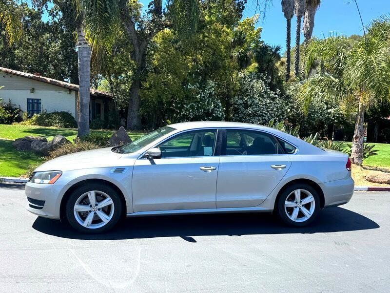 Used 2013 Volkswagen Passat 2.5 SE FWD image 3