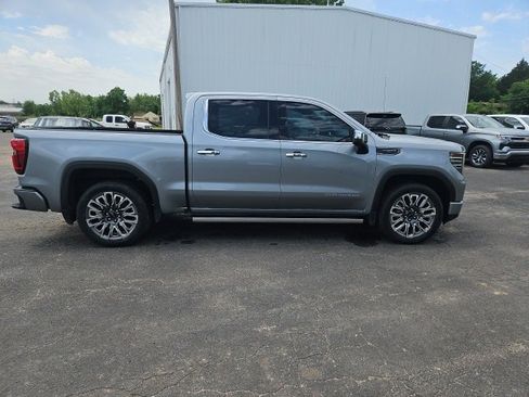 Used 2024 GMC Sierra 1500 Denali Ultimate image 7