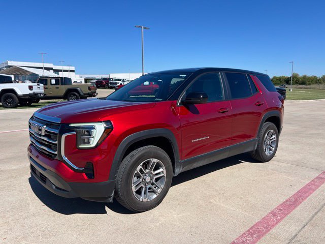 Used 2025 GMC Terrain Elevation AWD/4WD image 1