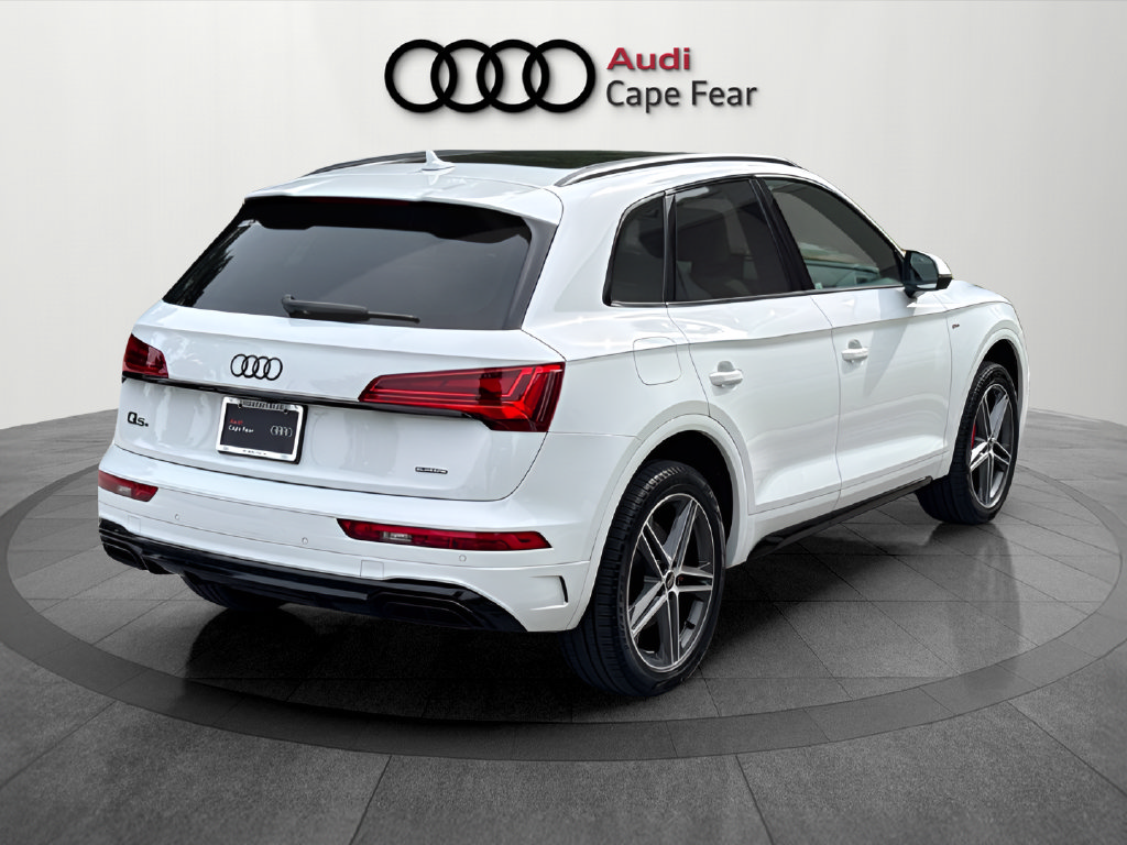 Used 2024 Audi Q5 e Premium Plus w/ Premium Plus Package AWD/4WD image 7