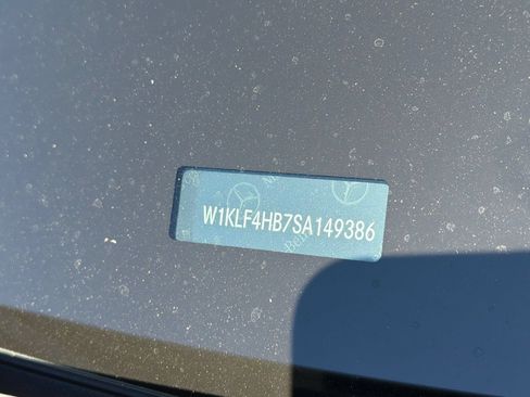Used 2025 Mercedes-Benz E 350 4MATIC Sedan image 3