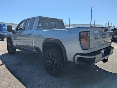 Used 2024 GMC Sierra 2500 AT4 w/ AT4 Premium Plus Package image 7