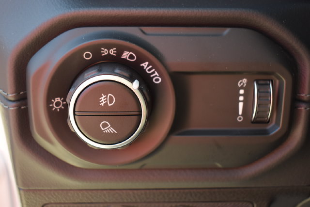 New 2026 Jeep Gladiator Mojave AWD/4WD image 24