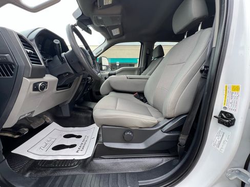 Used 2022 Ford F250 XL w/ Power Equipment Group image 17