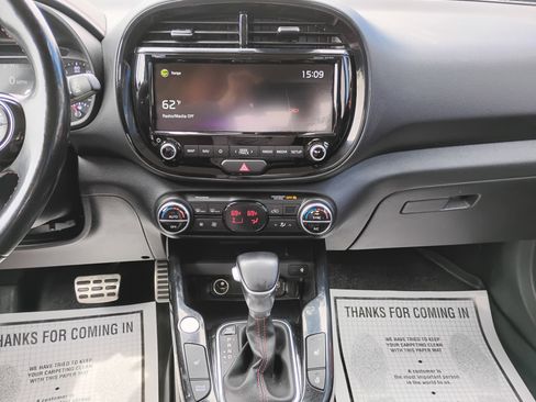 Used 2020 Kia Soul GT-Line Turbo FWD image 7