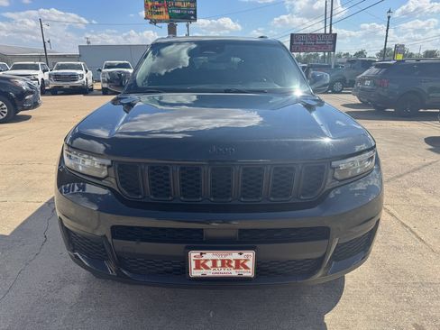Used 2024 Jeep Grand Cherokee L Laredo image 8