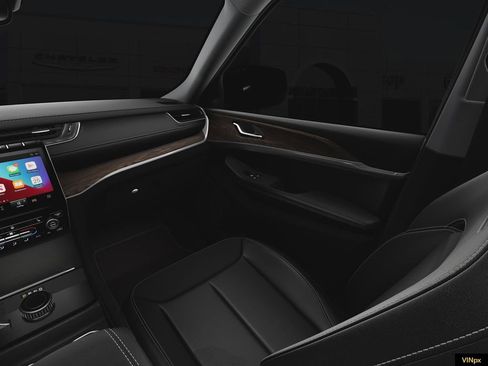 New 2025 Jeep Grand Cherokee Limited image 19