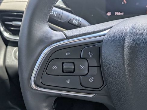 Used 2025 Buick Envista Avenir FWD image 22