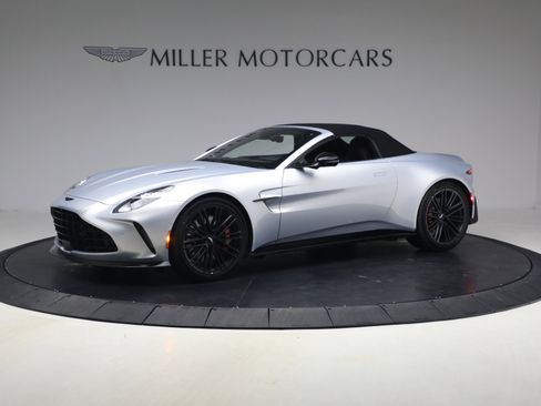 New 2026 Aston Martin V8 Vantage Roadster RWD image 14