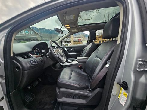 Used 2012 Ford Edge Limited image 22