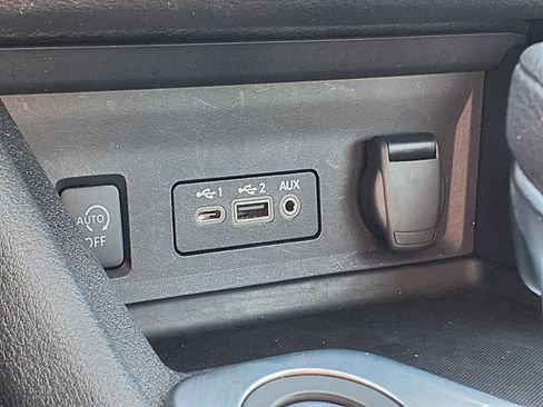 Used 2024 Nissan Sentra SV image 14