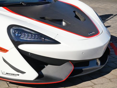 Used 2018 McLaren 570S Coupe image 25