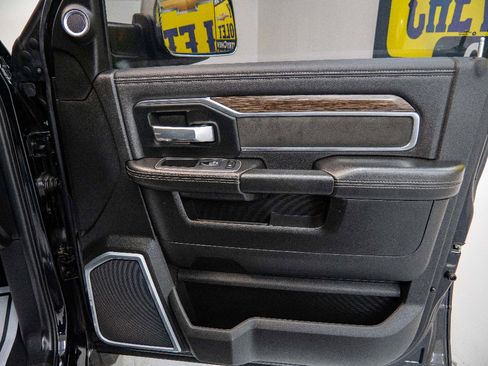 Used 2020 RAM 3500 Laramie image 17