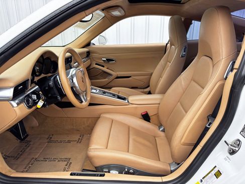 Used 2015 Porsche 911 Carrera 4 image 16