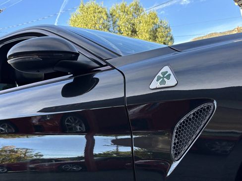 Used 2017 Alfa Romeo Giulia Quadrifoglio image 28